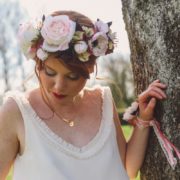 Courone couronne de fleurs rose anemone mariage thème retro bucolique Mademoiselle Emmanuelle