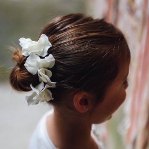 Pince fleur mariage fillette rose hortensia cheveux barrette fée kid nature